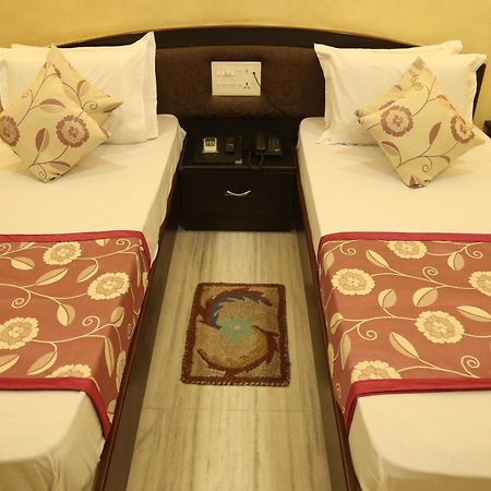 Hotel New Golden Palace Phalodi  ภายนอก รูปภาพ