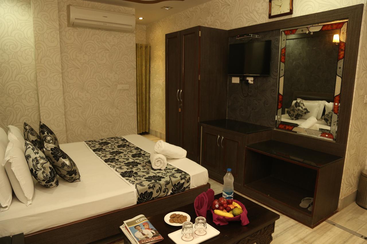 Hotel New Golden Palace Phalodi  ภายนอก รูปภาพ