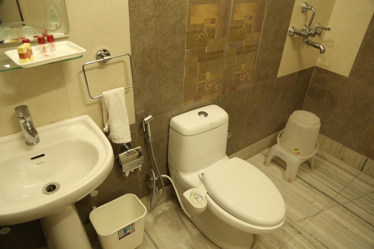 Hotel New Golden Palace Phalodi  ภายนอก รูปภาพ
