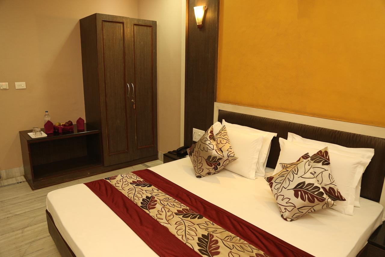 Hotel New Golden Palace Phalodi  ภายนอก รูปภาพ