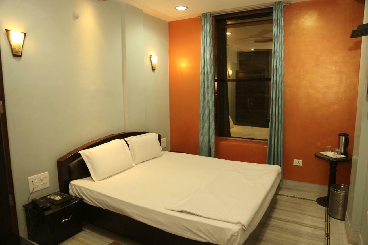 Hotel New Golden Palace Phalodi  ภายนอก รูปภาพ